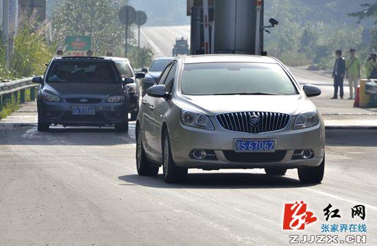 武陵源风景区迎来“十一”旅游高峰（组图）