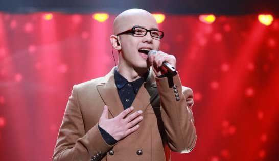 歌手平安《中国好声音》做观众 被感动落泪