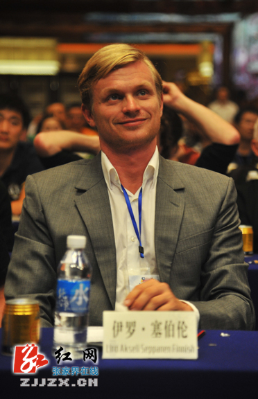 翼装飞行世锦赛选手出赛顺序最终确定 彼得·维尔特鲍尔退出比赛