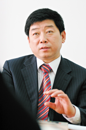 2013福布斯中国富豪榜第六位、胡润榜第四位:长城汽车股份有限公司董事长魏建军魏建军