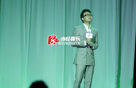李玉刚演唱《逐梦令》
