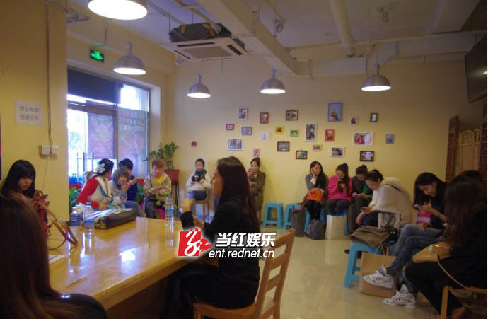 全能星工厂选手报名现场