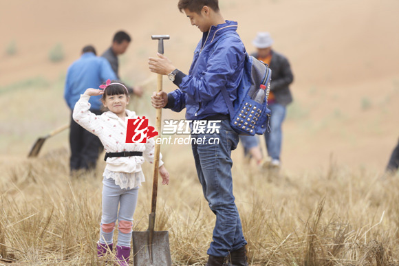 《爸爸去哪儿》CINDY沙漠暴走