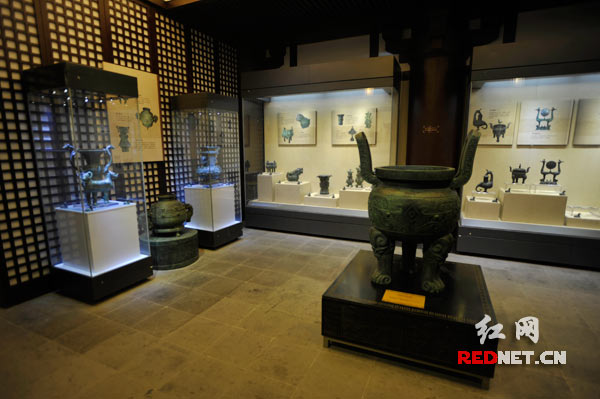 项王故里景区的汉代文物陈列室。