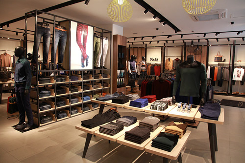 诺奇第六代形象门店内图