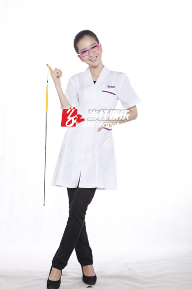 钟恩慧护士服写真
