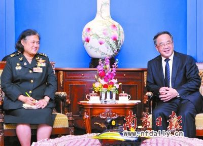 昨日,省委书记胡春华会见泰国诗琳通公主。王辉 罗文清 摄