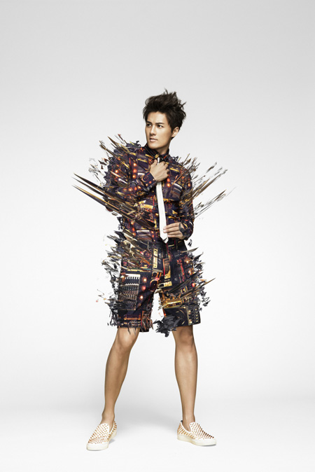 吴克羣不遗余力做公益