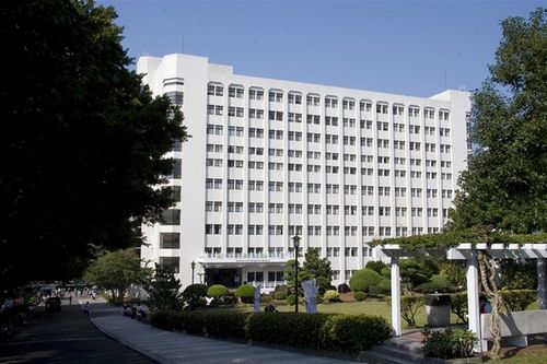 淡江大学商管大楼。图/翻摄淡江大学网站