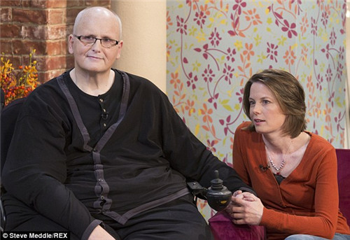 梅森在节目中表示，打算搬到美国与丽贝卡一起生活。