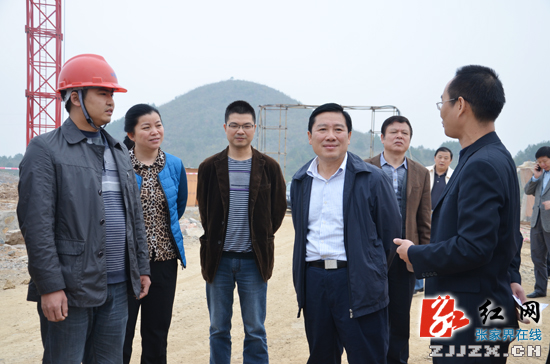 杜芳禄率“双联双解六攻坚”主题活动区县指导四组深入桑植县调研