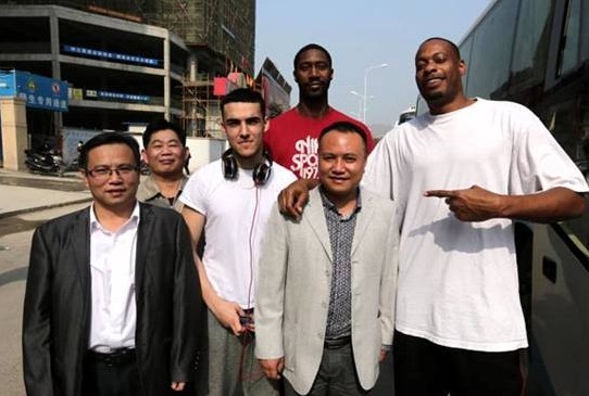 娄底市2013年标志性建设重大项目、娄底市促进服务业发展“四年行动计划”重大项目、娄底市2013年“四个一批”经贸流通重点项目。