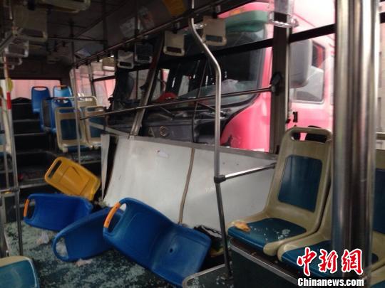 图为事故现场。 江耘 摄