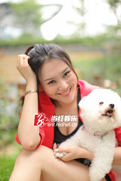 李昕岳与其爱宠MIYA
