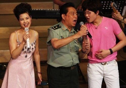 李某案二审明开庭 专家：若认罪最高可减刑5年