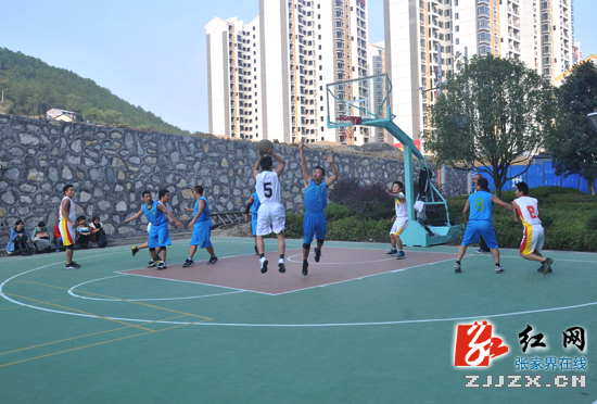 张家界市检察机关“正义杯”篮球赛圆满闭幕（图）