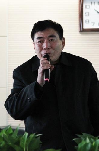 [<em>视频</em>]曹操后人首次齐聚沈阳 皆浓眉大眼相貌相