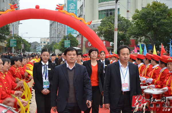首届中国 靖州土特产品博览会正式开展(图)