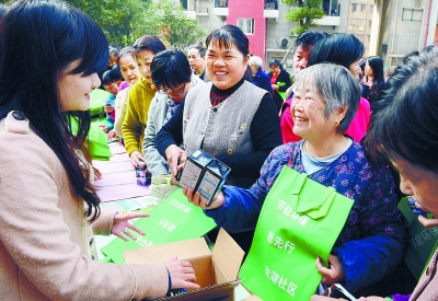 长沙南湖社区开展创建节能环保社区活动