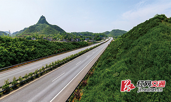 张花高速今日通车 为张家界建设国内外知名旅游胜地增动力