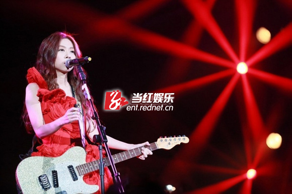 陈绮贞“时间的歌”小巨蛋开唱
