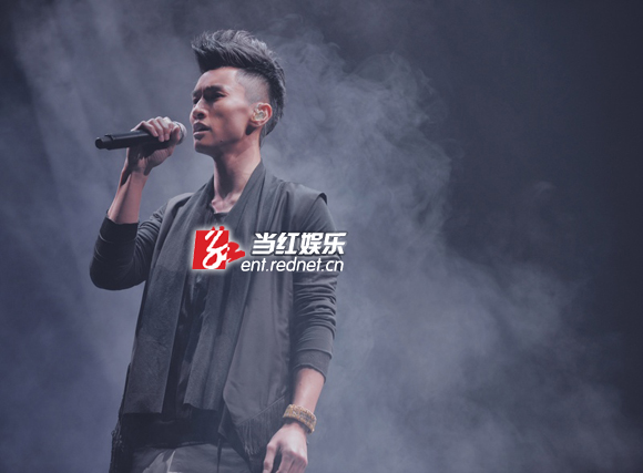 陈柏宇举行个人演唱会 圈内众多好友站台担任