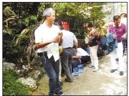 广西巴马因长寿闻名涌入大量养生者 环境被污染