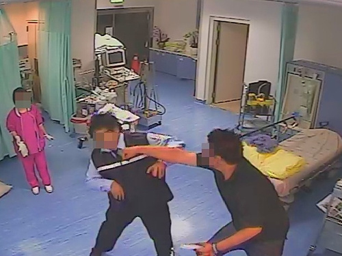 25岁的台湾男子罗某涉嫌于8日在台北荣总医院殴伤护士及保安。台北荣总医院供图