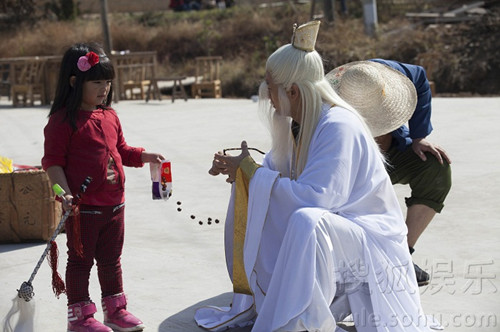 [视频]林志颖变老版江小鱼 郭涛变法海惊呆石头