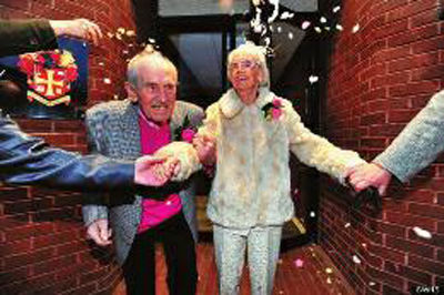 赛德(左)和爱丽丝