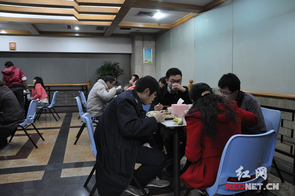 【长沙】国税创快乐厨房 食堂就餐人数成倍增