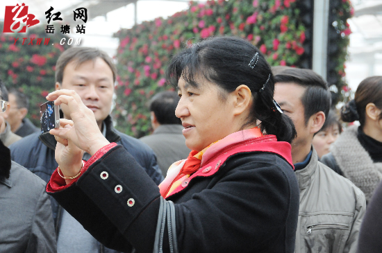 黄顺玲：指方村美丽且具特色 新农村建设发展后劲足