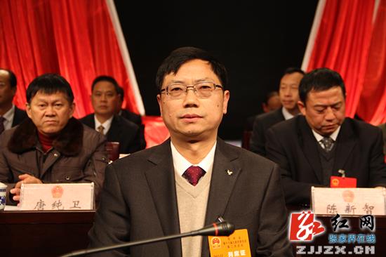 慈利县第十六届人民代表大会第二次会议胜利闭幕