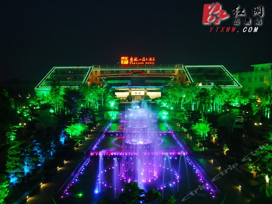 【聚焦民生 寄语两会】记者走进红旗街道