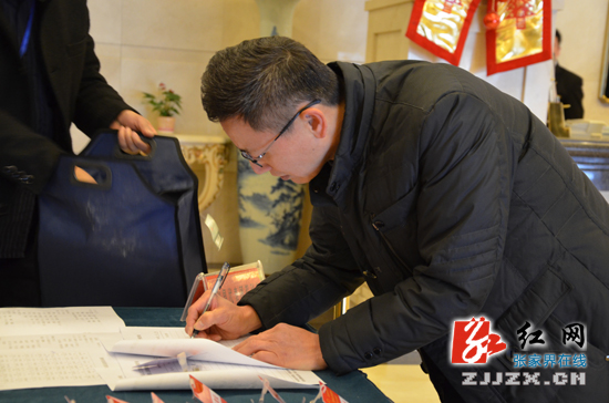 【“两会”正能量】人大代表陆续报到 为张家界发展凝心聚力