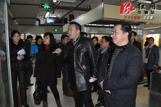 整洁家园 三家农贸市场参与创卫达标验收活动