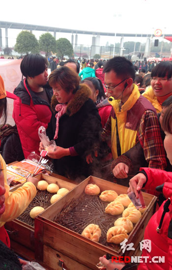 沙田乡的馍馍哥很受消费者喜爱。