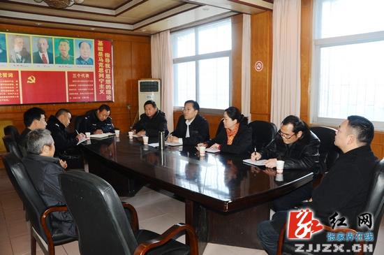【警视窗】胡志文深入党建联点永定区后溶街社区调研