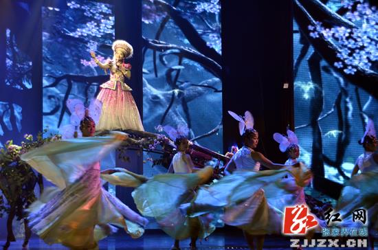 张家界魅力湘西备战首次出访演出