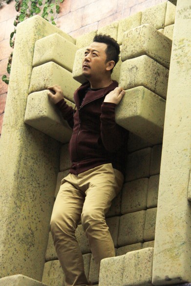 《疯狂的石头》“悬崖密室”郭涛眯眼看题