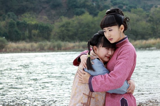 臧洪娜、郭珍霓姐妹情深