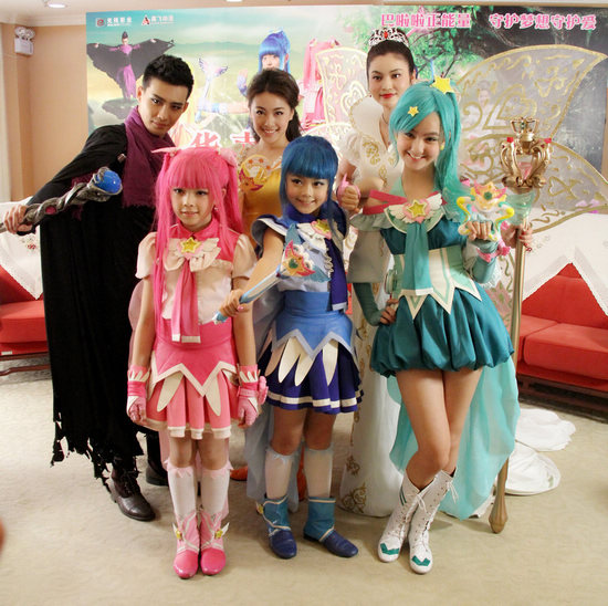 《巴啦啦小魔仙》众主创