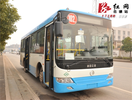 公交换新 司机、乘客素质大考验