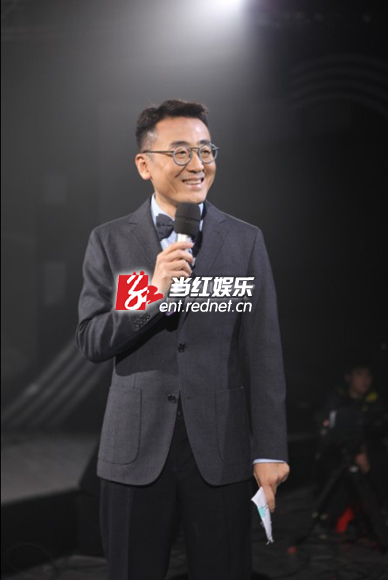 《千万别错过》主持人窦文涛