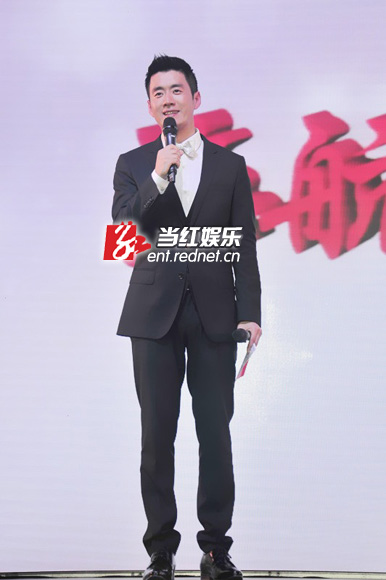 亚视主持人王峰