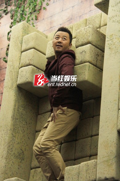 郭涛《疯狂的麦咭》姿势太娘引全场笑
