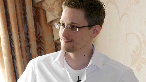 斯诺登首次在俄接受电视采访 称所有机密文件已交媒体