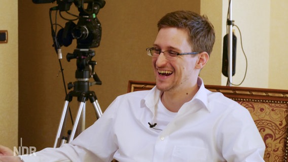 斯诺登首次在俄接受电视采访 称所有机密文件已交媒体