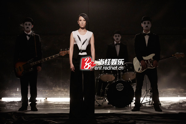 杨乃文新歌MV