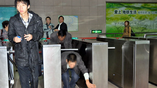 图说：从今年1月1日起，新版《上海市轨道交通管理条例》正式施行。图片来源：网络图src=